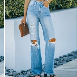 The literal cutest jeans of all time. 90s boot leg ripped from VICI size 24.